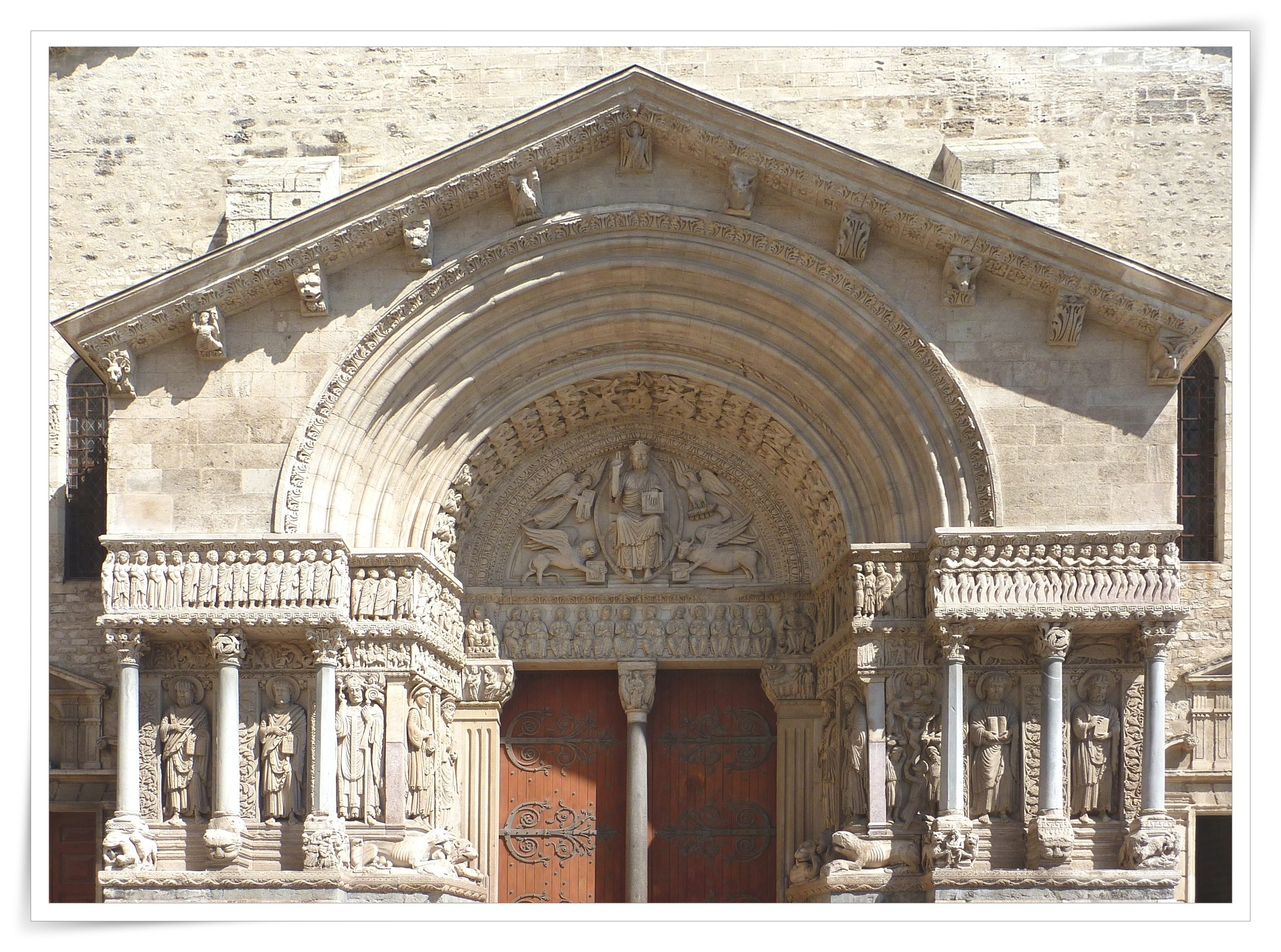 Arles iglesia de saint trophime