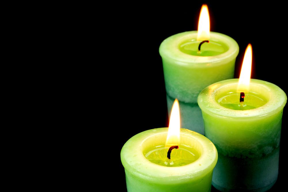 3 velas verdes