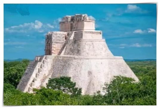 Adivino uxmal